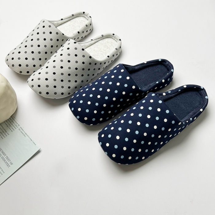 91家纺网 家纺一手货源 找家纺 （总）南通盟生鞋业有限公司 2024新款日式可爱圆点包头静音软底秋冬防滑舒适家居拖鞋