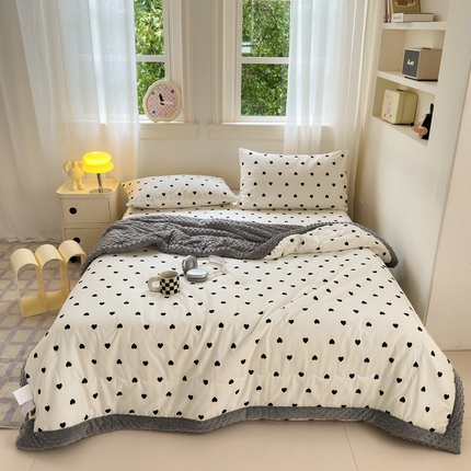 91家纺网 家纺一手货源 找家纺 （总）星期八 2025新款卡通大版牛奶绒豆豆绒数码印花四件套