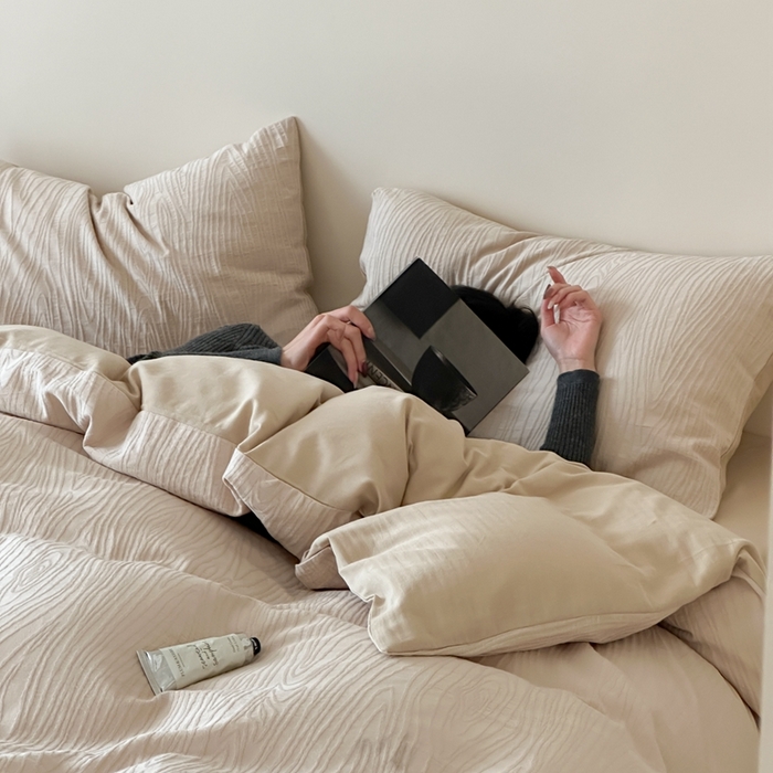 91家纺网 家纺一手货源 找家纺 梦享生活家居 2024新款全棉提花树皮纹系列四件套 提花树皮纹-卡其色