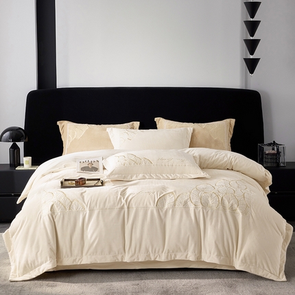 91家纺网 家纺一手货源 找家纺 （总）淼铭家纺 2025新款A类婴肤绒绣花款四件套-叶韵