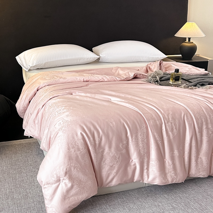 91家纺网 家纺一手货源 找家纺 龙图家纺 2024新款80支全棉贡缎蚕丝被-玉如意 玉如意-咖色