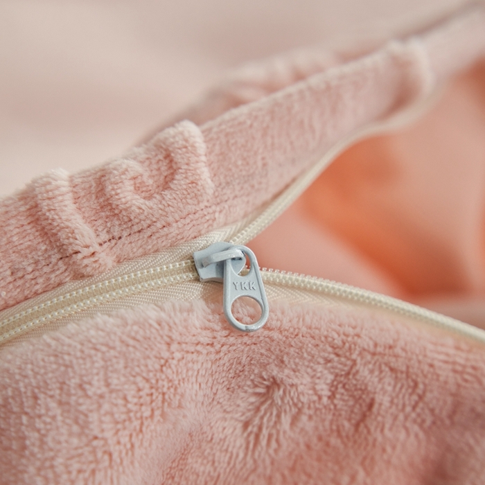 91家纺网 家纺一手货源 找家纺 时年家纺 2024新款240g全消光牛奶绒雕花系列四件套（充值会员优惠10元/套） 提花绒-粉柔