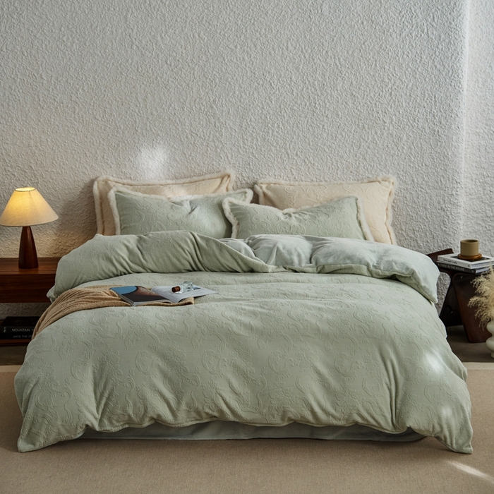 91家纺网 家纺一手货源 找家纺 时年家纺 2024新款240g全消光牛奶绒雕花系列四件套（充值会员优惠10元/套） 提花绒-绿意