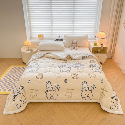 91家纺网 家纺一手货源 找家纺 （总）雅萱家纺 2024新款AB版牛奶贝贝绒多功能三层毯