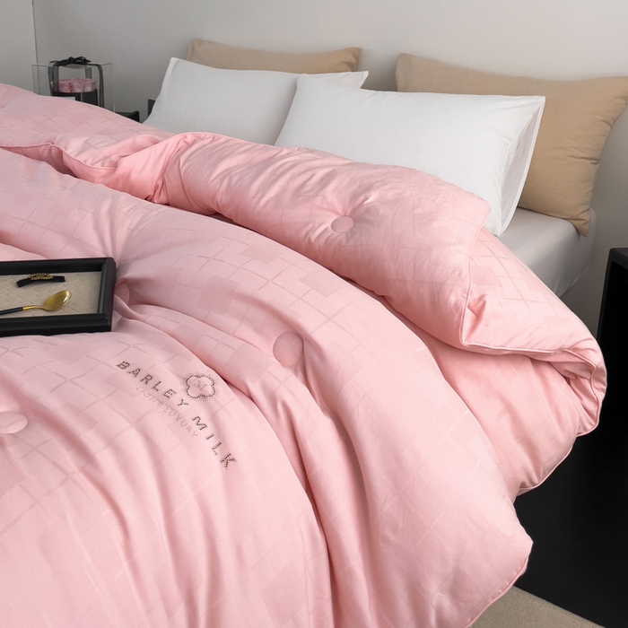 91家纺网 家纺一手货源 找家纺 （总）眠优居 2024四叶草立体提花烫钻大豆纤维被加厚被子被芯被褥春夏秋冬