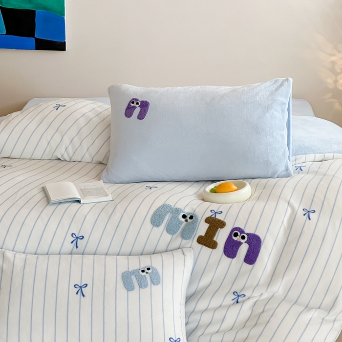 91家纺网 家纺一手货源 找家纺 时年家纺 2024新款牛奶绒毛巾绣系列四件套（充值会员优惠5元） 迷你结-蓝