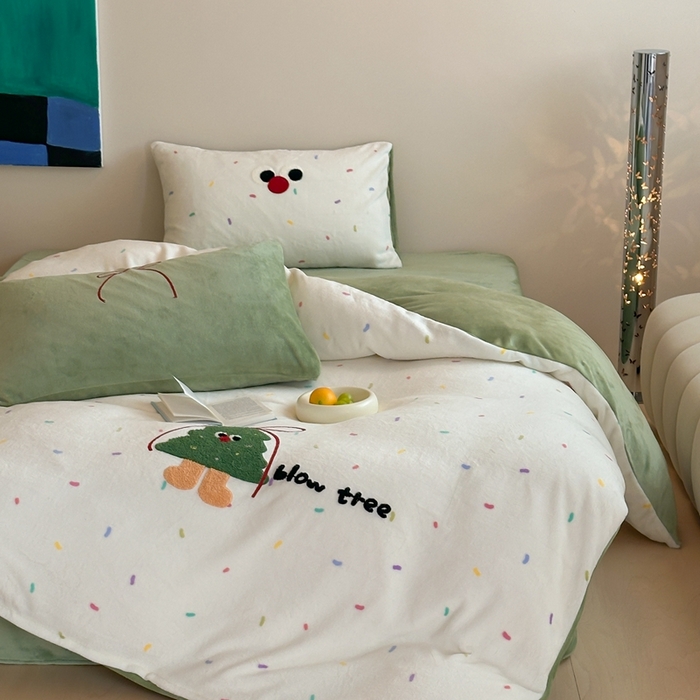 91家纺网 家纺一手货源 找家纺 时年家纺 2024新款牛奶绒毛巾绣系列四件套（充值会员优惠5元） 圣诞树