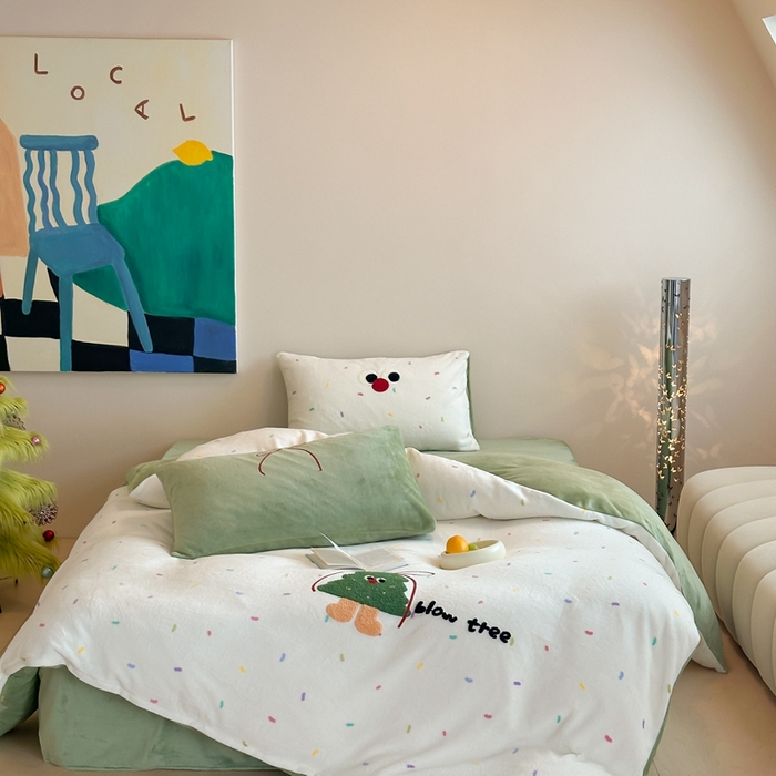 91家纺网 家纺一手货源 找家纺 时年家纺 2024新款牛奶绒毛巾绣系列四件套（充值会员优惠5元） 圣诞树