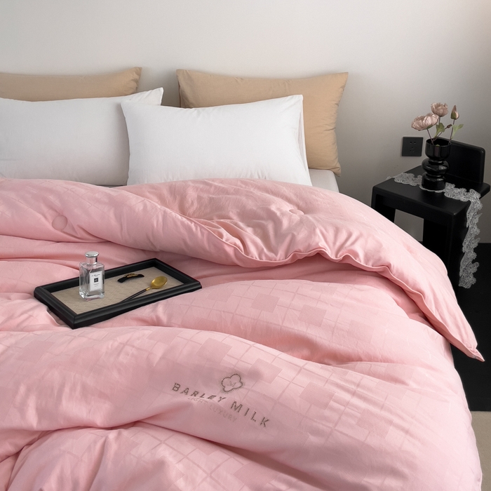 91家纺网 家纺一手货源 找家纺 （总）眠优居 2024四叶草立体提花烫钻大豆纤维被加厚被子被芯被褥春夏秋冬