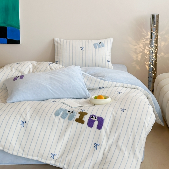 91家纺网 家纺一手货源 找家纺 时年家纺 2024新款牛奶绒毛巾绣系列四件套（充值会员优惠5元） 迷你结-蓝