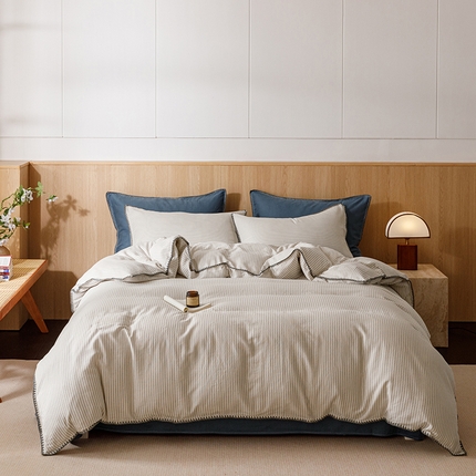 91家纺网 家纺一手货源 找家纺 简宜家居（朝初家纺） 2025新款简约三角针40支全棉双层纱四件套 浅简灰