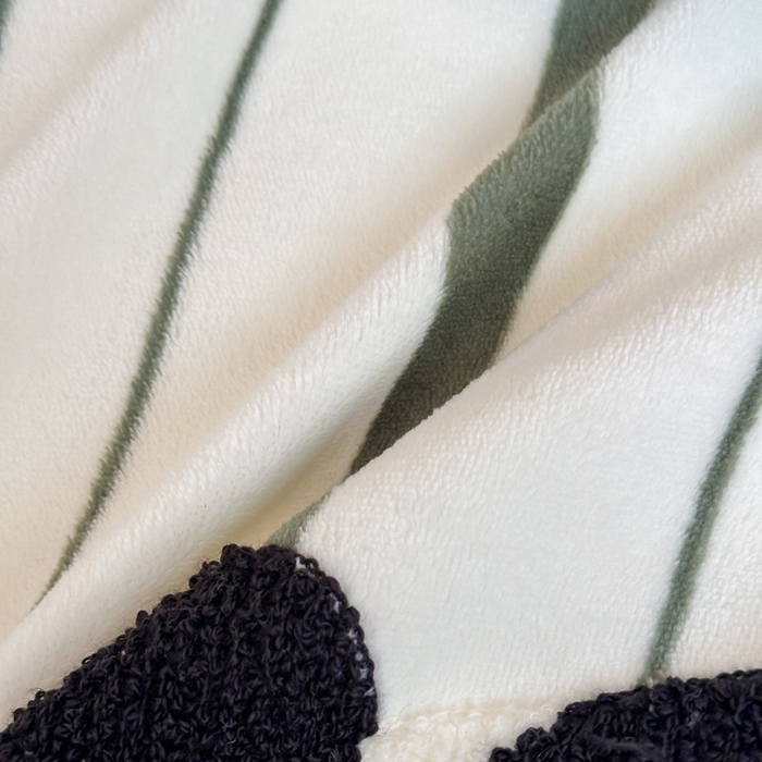 91家纺网 家纺一手货源 找家纺 时年家纺 2024新款牛奶绒毛巾绣系列四件套（充值会员优惠5元） 条纹熊猫-绿