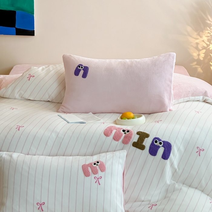 91家纺网 家纺一手货源 找家纺 时年家纺 2024新款牛奶绒毛巾绣系列四件套（充值会员优惠5元） 迷你结-粉