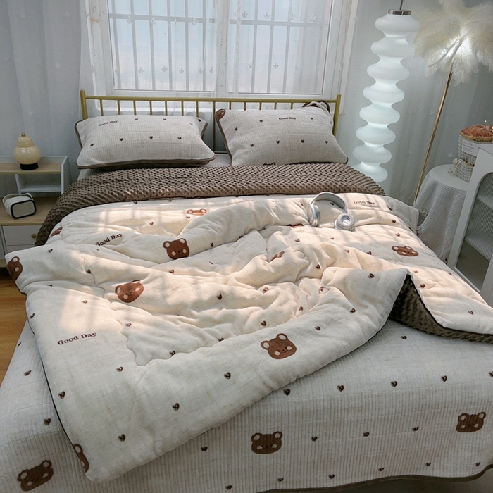 91家纺网 家纺一手货源 找家纺 暖居 2024新款牛奶绒豆豆被床盖四件套 爱心小熊