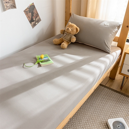 91家纺网 家纺一手货源 找家纺 （总）蓝巢家纺 2024新款全棉色织水洗棉学生季单床笠