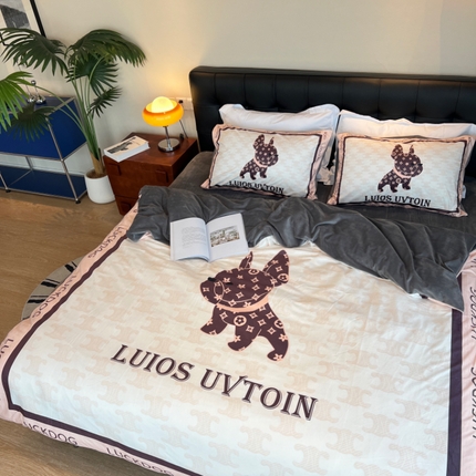 91家纺网 家纺一手货源 找家纺 （总）棉生活家纺 2024新款婴儿绒宝宝绒大版轻奢风系列四件套