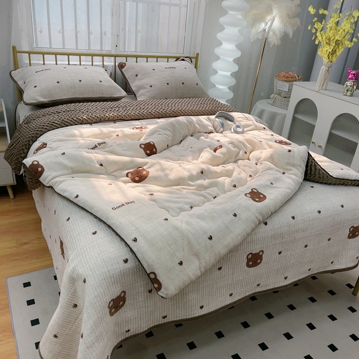 91家纺网 家纺一手货源 找家纺 暖居 2024新款牛奶绒豆豆被床盖四件套 爱心小熊