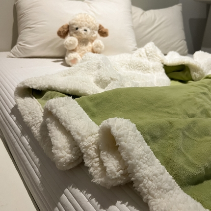 91家纺网 家纺一手货源 找家纺 （总）盼季家纺 2024新款ins风博主风羊羔绒毛毯加厚保暖牛奶绒毯子单人办公午睡毯-风格二
