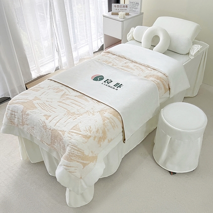 91家纺网 家纺一手货源 找家纺 （总）琪宝阁 2024新款AB版雪花宝宝绒美 容床罩套件