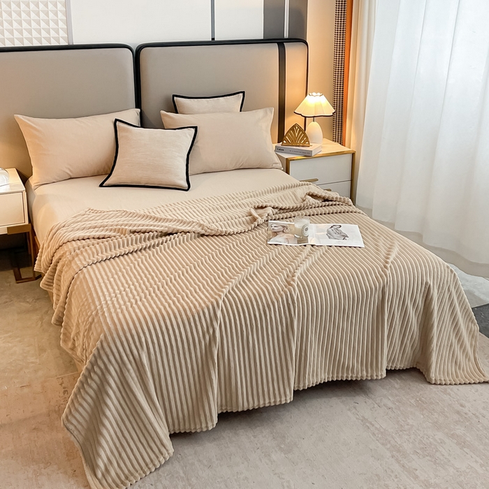 91家纺网 家纺一手货源 找家纺 一帆毯业 2024新款抽条压缩代发抽空跨境外贸260克兔毛珊瑚法兰绒空调毯子抽条毛毯简约牛奶绒盖毯 麻薯咖