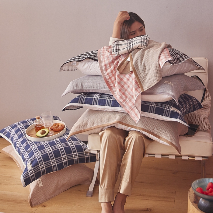 91家纺网 家纺一手货源 找家纺 爱港家纺 2024新款专版双面全棉情侣枕巾双人单人款织边枕巾 至简-白一对