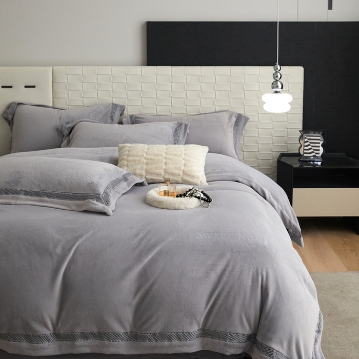 91家纺网 家纺一手货源 找家纺 榻尚 2024新款高绒公主绒四件套-低调的华丽 低调的华丽-大象灰