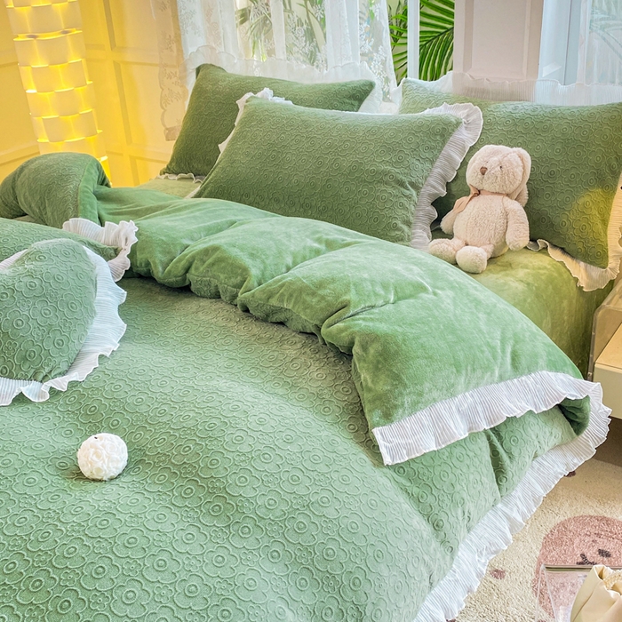 91家纺网 家纺一手货源 找家纺 畅畅家纺 2024直播爆款8斤230克雕花牛奶绒韩版花边法莱绒烂花四件套 公主风-抹茶绿