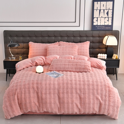 爱上家居 2024新款亲肤舒适纯色兔兔绒牛奶绒四件套 粉色