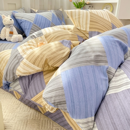 91家纺网 家纺一手货源 找家纺 （总）雅阁尔 2024新款直播热款水洗云朵棉四件套小碎花被套床笠三件套