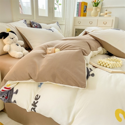 91家纺网 家纺一手货源 找家纺 （总）雅阁尔 2024新款直播热款水洗云朵棉四件套小碎花被套床笠三件套