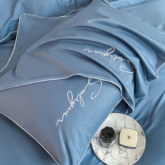 91家纺网 家纺一手货源 找家纺 一帆毯业 2024新款全棉纯色刺绣麻绳滚边四件套 宾利蓝