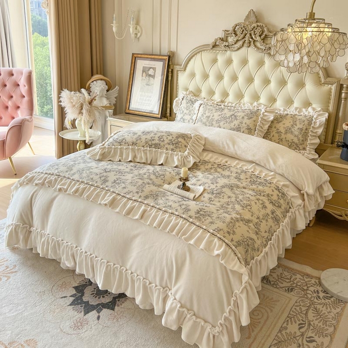 91家纺网 家纺一手货源 找家纺 亲亲公主 2025新款高克重牛奶绒花边四件套-法式情怀 奶油白