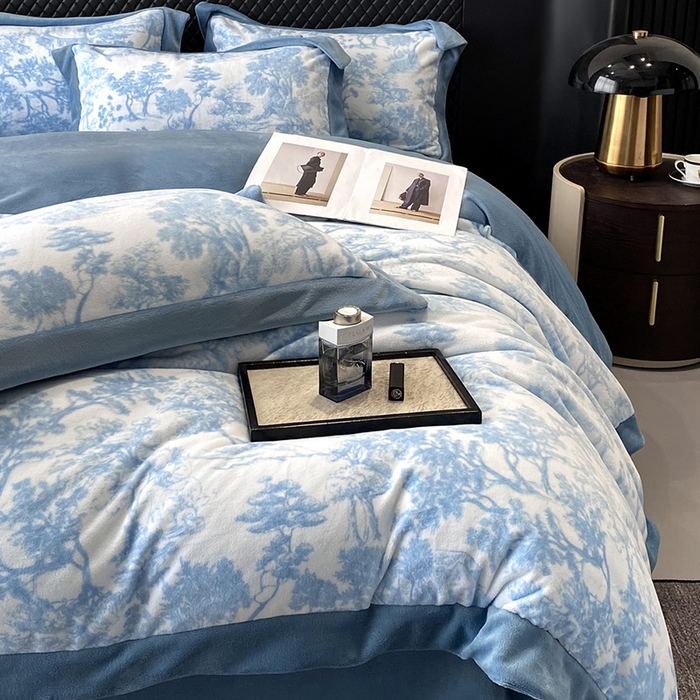 91家纺网 家纺一手货源 找家纺 优悦生活馆 2025新款牛奶绒印花四件套-维也纳 维也纳-湖水绿