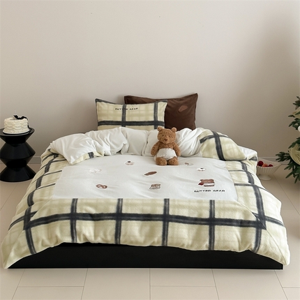 赫帛 2024新款卡通刺绣大宽边仿生羊毛绒四件套-面包小熊 面包小熊-黄色