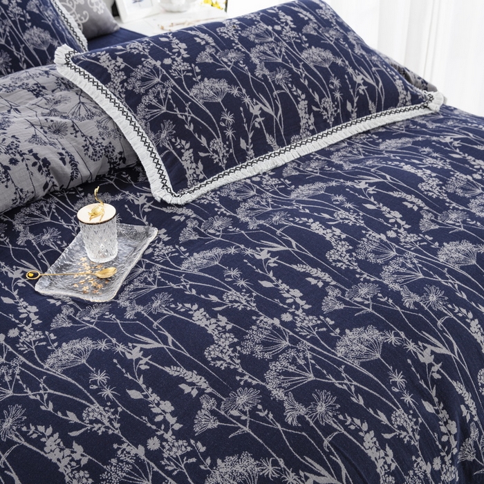 91家纺网 家纺一手货源 找家纺 鲁爱 2025新款全棉色织双层纱布流苏款四件套 云影-深兰