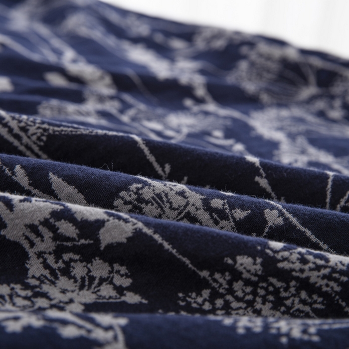 91家纺网 家纺一手货源 找家纺 鲁爱 2025新款全棉色织双层纱布流苏款四件套 云影-深兰