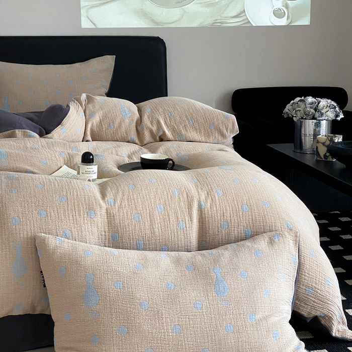 91家纺网 家纺一手货源 找家纺 赫帛 2024新款A类全棉色织三层纱水洗棉四件套-波点猫 波点猫-蓝色