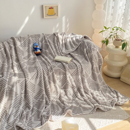 91家纺网 家纺一手货源 找家纺 （总）悦织湾家纺 2025新款加厚雪花绒印花多功能毛毯牛奶绒休闲盖毯子跨境专供外贸出口电商热销款