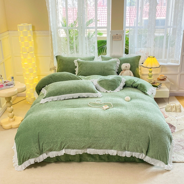 91家纺网 家纺一手货源 找家纺 畅畅家纺 2024直播爆款8斤230克雕花牛奶绒韩版花边法莱绒烂花四件套 公主风-抹茶绿