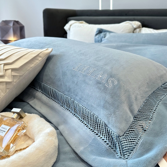 91家纺网 家纺一手货源 找家纺 榻尚 2024新款高绒公主绒四件套-低调的华丽 低调的华丽-海雾蓝