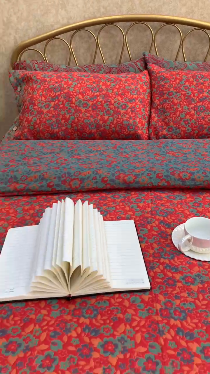 91家纺网 家纺一手货源 找家纺 鲁爱 2025新款三层纱床盖款四件套 红小花