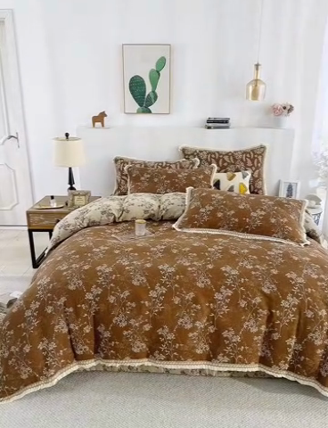 91家纺网 家纺一手货源 找家纺 鲁爱 2025新款全棉色织双层纱布流苏款四件套 惊鸿-浅咖