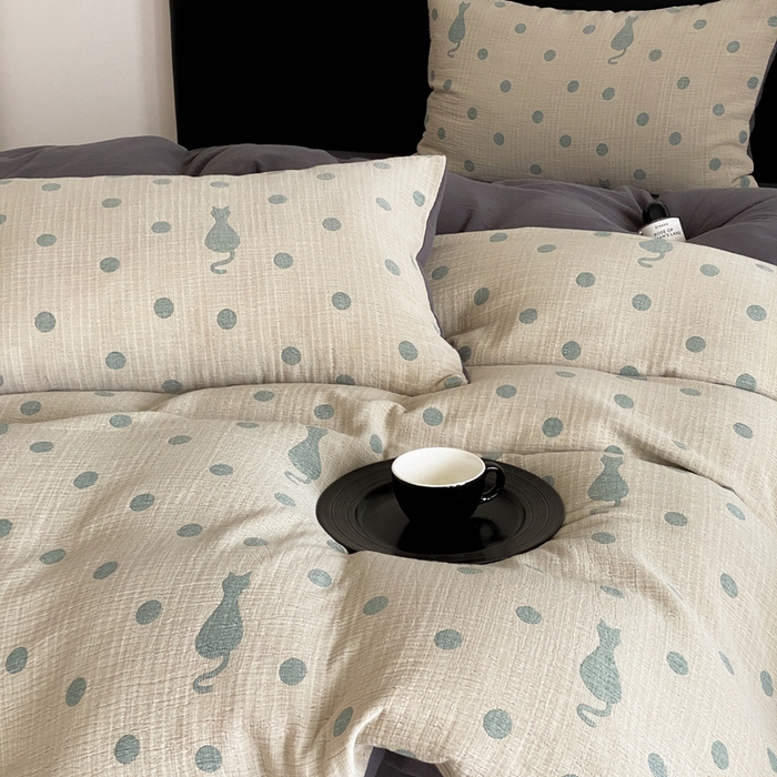 91家纺网 家纺一手货源 找家纺 （总）赫帛 2024新款A类全棉色织三层纱水洗棉四件套-波点猫