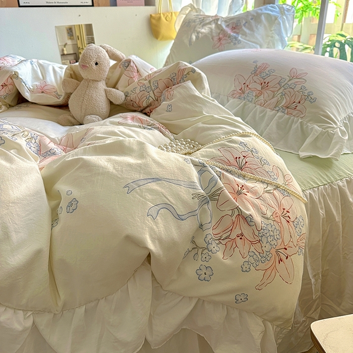 91家纺网 家纺一手货源 找家纺 阿曼达 2024新款ins博主风法式南法风浪漫系列花边款印花水洗m四件套 南法风-花团锦簇