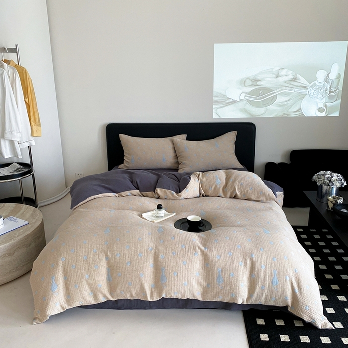 91家纺网 家纺一手货源 找家纺 赫帛 2024新款A类全棉色织三层纱水洗棉四件套-波点猫 波点猫-蓝色