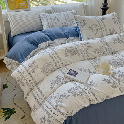 91家纺网 家纺一手货源 找家纺 绒裕家纺 2024直播热款水洗棉小竹棉A类双层纱有氧提花亲肤保暖小竺棉四件套单被套学生三件套 木槿花开