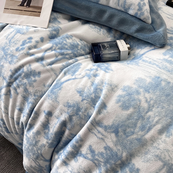 91家纺网 家纺一手货源 找家纺 优悦生活馆 2025新款牛奶绒印花四件套-维也纳 维也纳-湖水绿