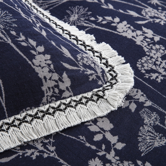 91家纺网 家纺一手货源 找家纺 鲁爱 2025新款全棉色织双层纱布流苏款四件套 云影-深兰