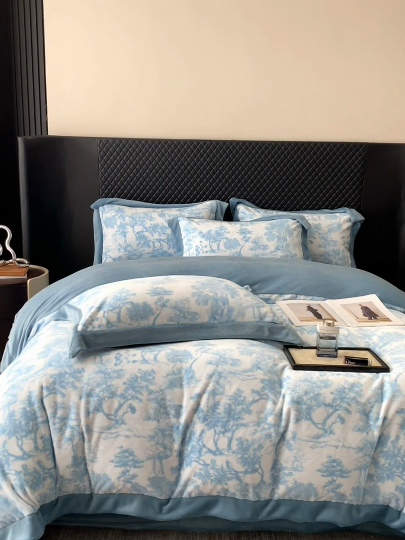 91家纺网 家纺一手货源 找家纺 优悦生活馆 2025新款牛奶绒印花四件套-维也纳 维也纳-湖水绿