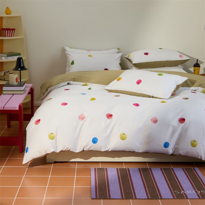 91家纺网 家纺一手货源 找家纺 赫帛 2024新款60s缎纹数码印花长绒棉四件套-缤纷水果 缤纷水果-白色